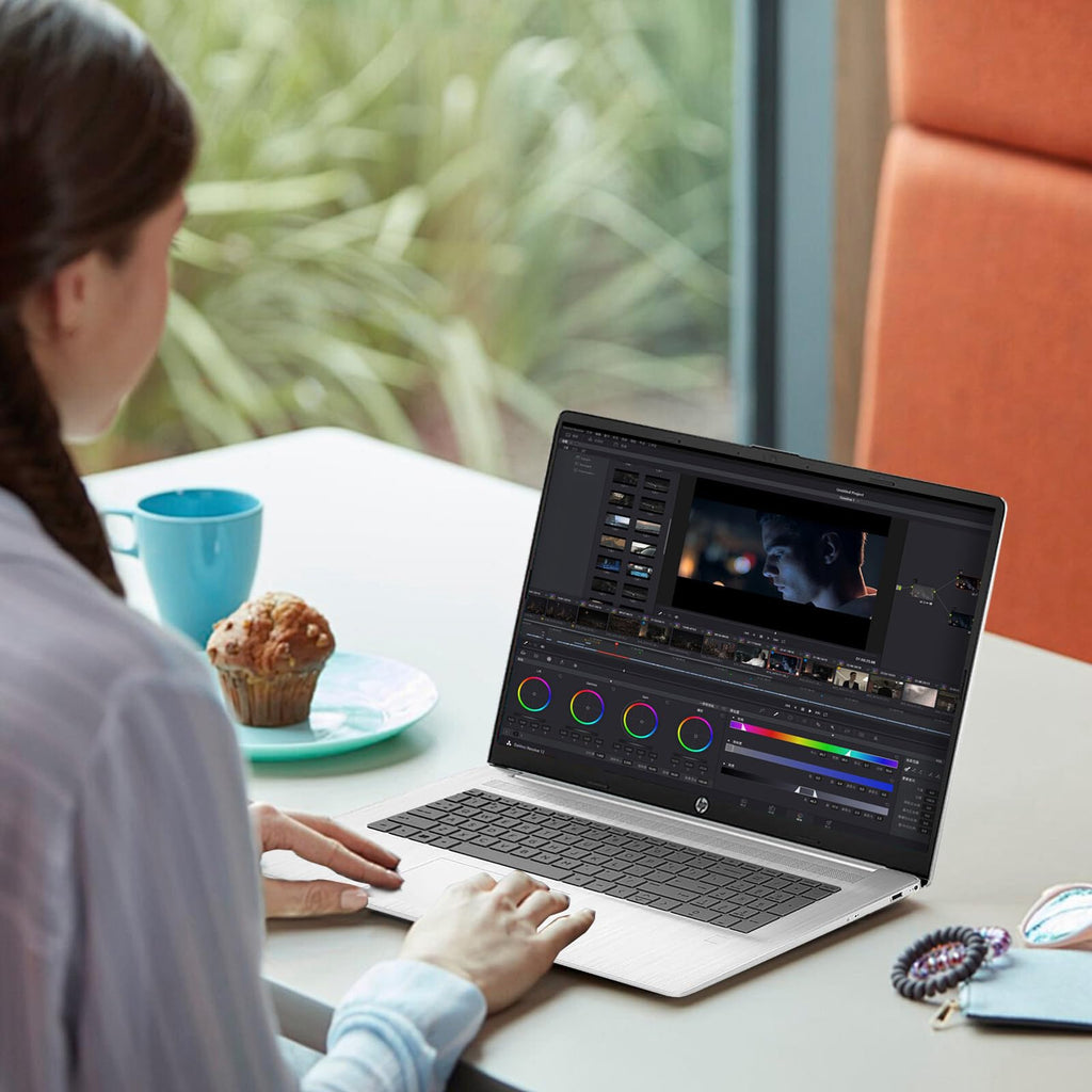 17.3 Inch Touchscreen Laptop A5833